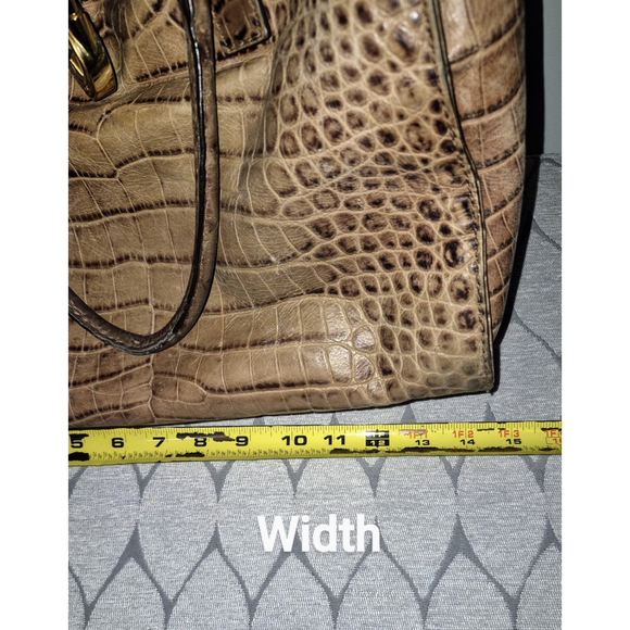 Michael Kors. MK. Hamilton Purse Bag Handbag Brown Alligator. EUC - Picture 11 of 12